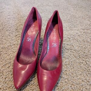 Boutique 58 Women's Burgundy Heels